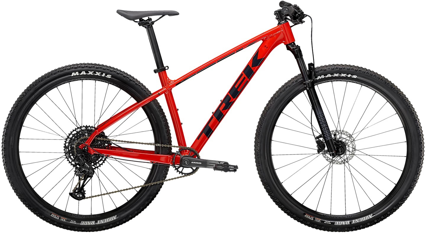 Marlin 8 2022   Rød fra Trek